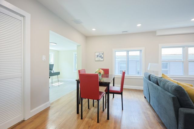 11 Watson St 2, Somerville, MA 02144