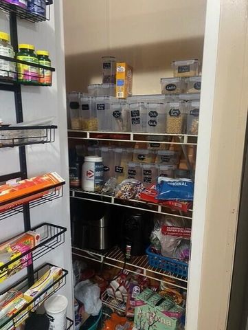 9301 Volcano Road NW TRLR 186, Albuquerque, NM 87121