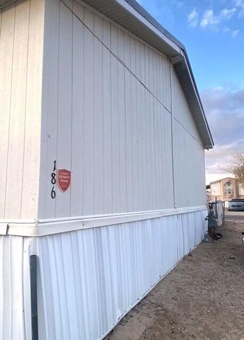 9301 Volcano Road NW TRLR 186, Albuquerque, NM 87121