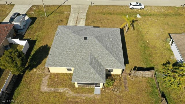 210 Mossrosse ST, Fort Myers, FL 33913