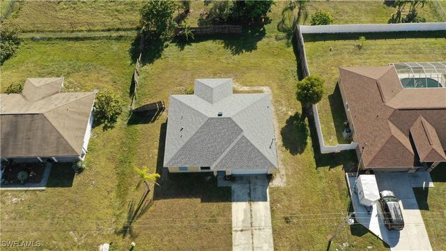 210 Mossrosse ST, Fort Myers, FL 33913