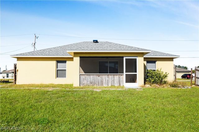 210 Mossrosse ST, Fort Myers, FL 33913