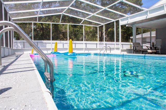 7012 CENTER CREEK DRIVE, Tampa, FL 33615