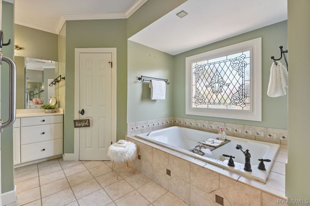 416 Towne Lake Drive, Montgomery, AL 36117