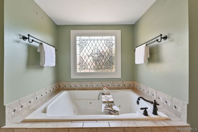 416 Towne Lake Drive, Montgomery, AL 36117