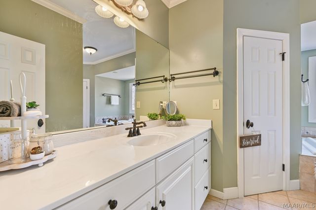 416 Towne Lake Drive, Montgomery, AL 36117