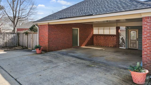 416 Towne Lake Drive, Montgomery, AL 36117