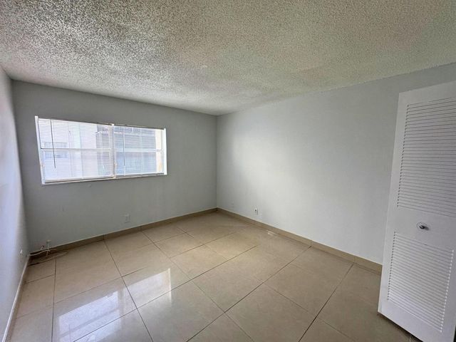 4423 Treehouse Lane 21c, Tamarac, FL 33319