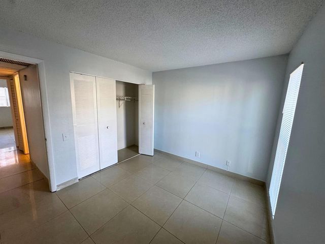 4423 Treehouse Lane 21c, Tamarac, FL 33319