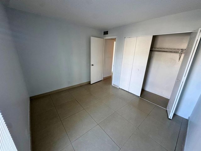 4423 Treehouse Lane 21c, Tamarac, FL 33319