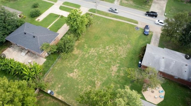 803 NE 2nd Street, Bentonville, AR 72712