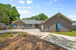112 Meigs Drive, Shalimar, FL 32579
