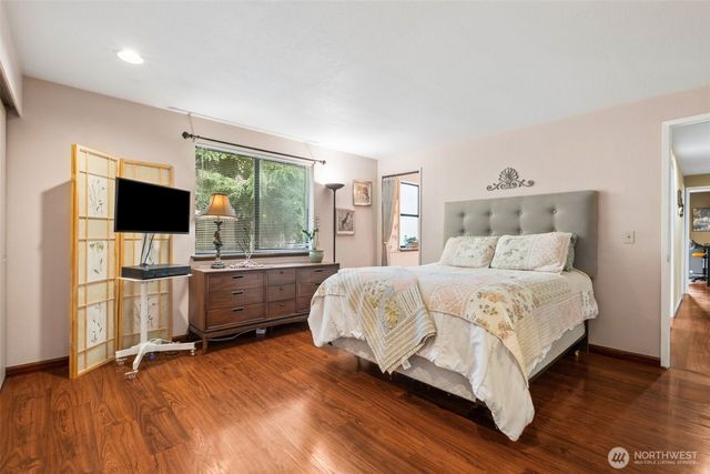 32104 SE Retreat Kanasket Road, Ravensdale, WA 98051