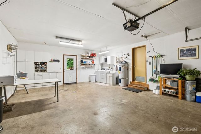 32104 SE Retreat Kanasket Road, Ravensdale, WA 98051