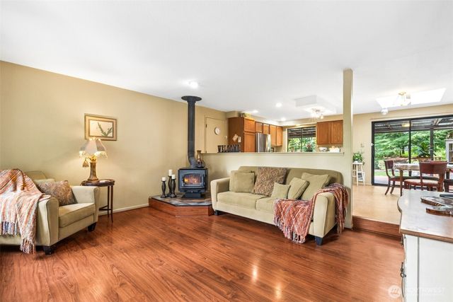 32104 SE Retreat Kanasket Road, Ravensdale, WA 98051