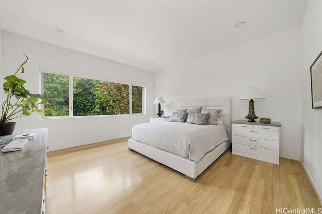 4000 Old Pali Road, Honolulu, HI 96817