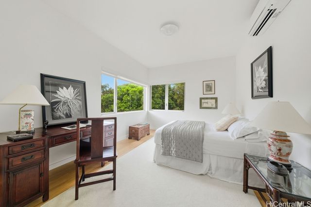 4000 Old Pali Road, Honolulu, HI 96817