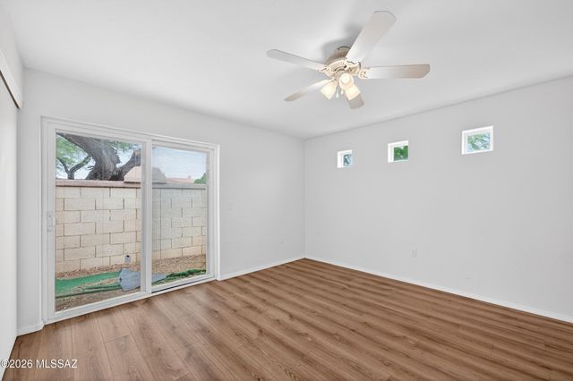 1319 W Vuelta Las Campanas, Sahuarita, AZ 85629