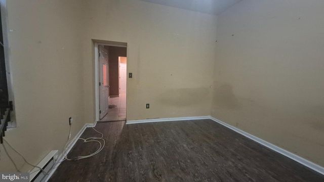 4033 POPLAR ST, Philadelphia, PA 19104