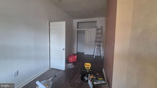 4033 POPLAR ST, Philadelphia, PA 19104