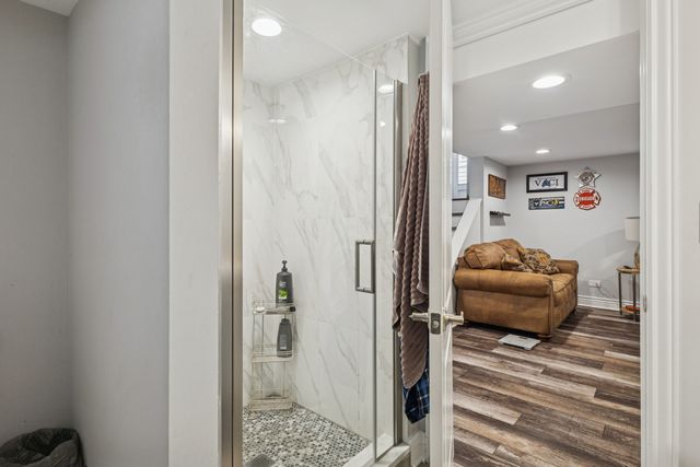 5241 S Melvina Avenue, Chicago, IL 60638