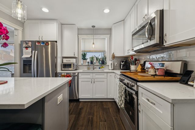 5241 S Melvina Avenue, Chicago, IL 60638