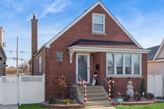 5241 S Melvina Avenue, Chicago, IL 60638