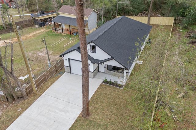 15090 Austin Road, Willis, TX 77378