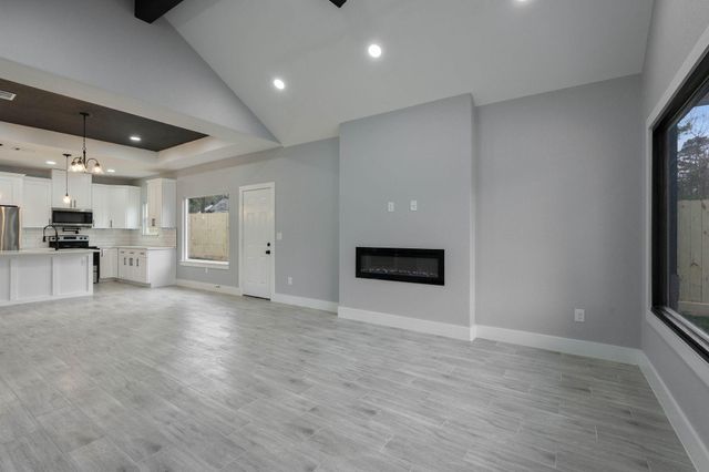 15090 Austin Road, Willis, TX 77378