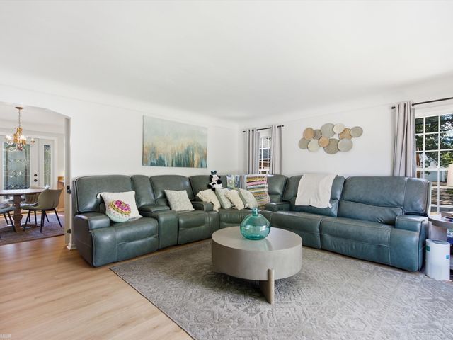 17802 Homer Street, Roseville, MI 48066