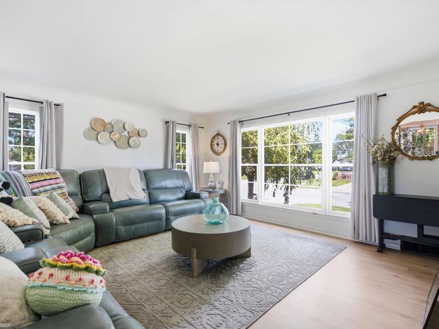 17802 Homer Street, Roseville, MI 48066
