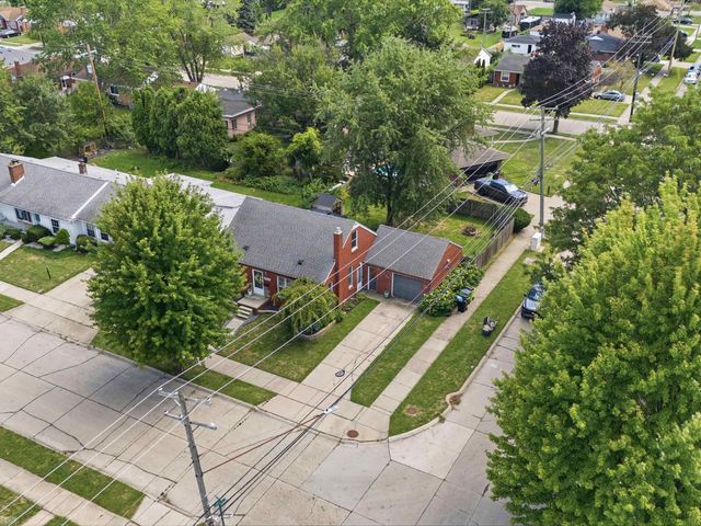 17802 Homer Street, Roseville, MI 48066