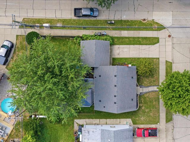 17802 Homer Street, Roseville, MI 48066