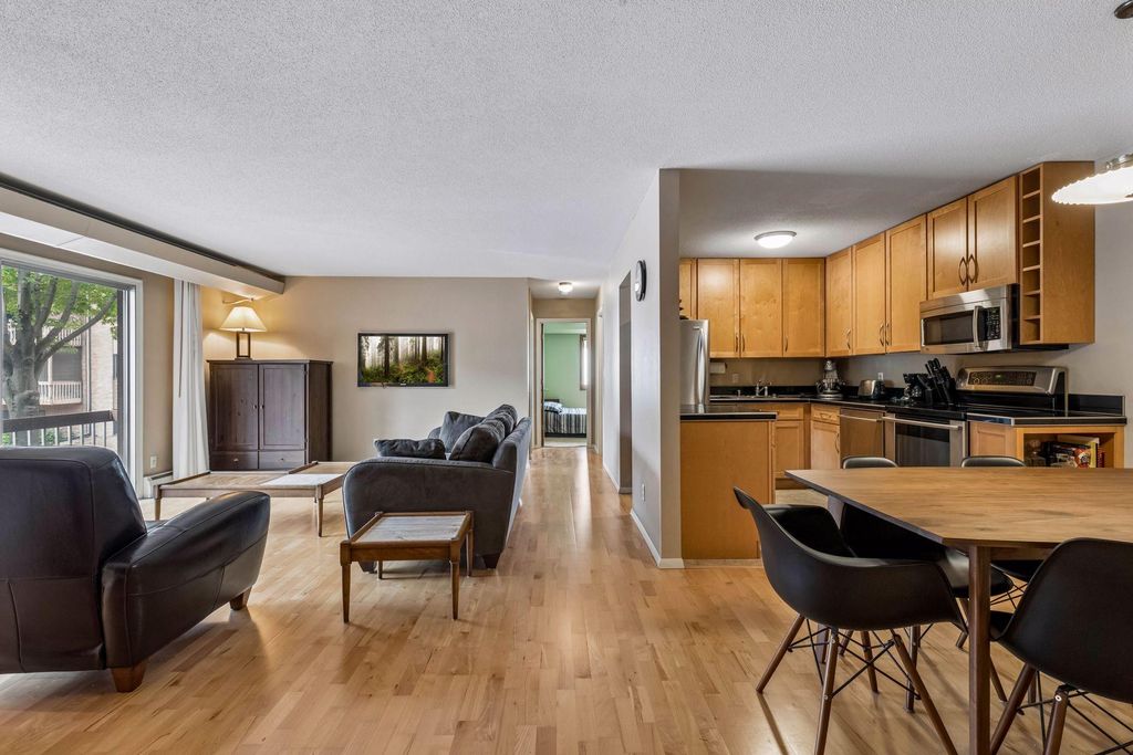 5410 Three Points Boulevard 425, Mound, MN 55364 — exterior