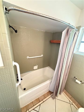 1354 Stadler DR, Fort Myers, FL 33901