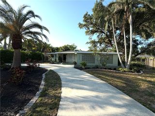 1354 Stadler DR, Fort Myers, FL 33901