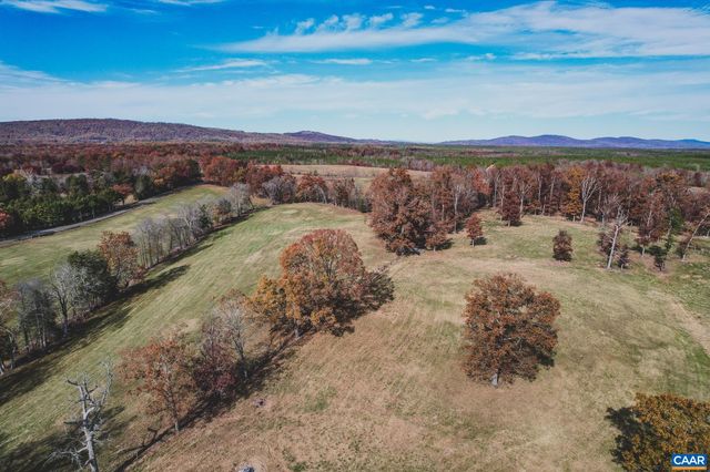 3785 ROLLING RD S, Scottsville, VA 24590