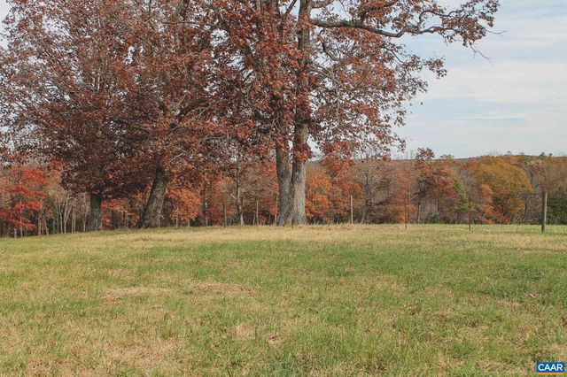 3785 ROLLING RD S, Scottsville, VA 24590