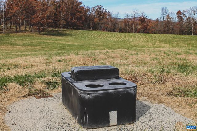 3785 ROLLING RD S, Scottsville, VA 24590