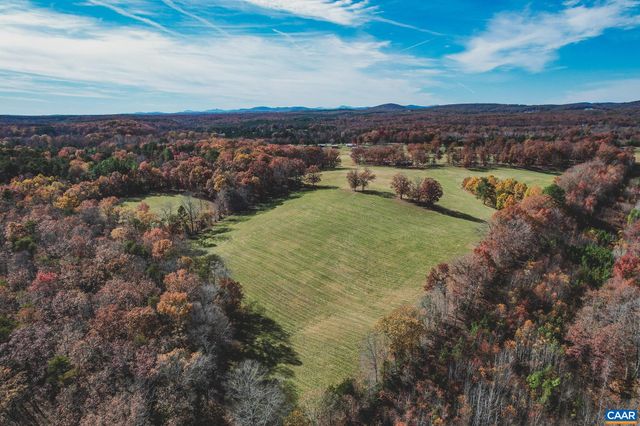 3785 ROLLING RD S, Scottsville, VA 24590