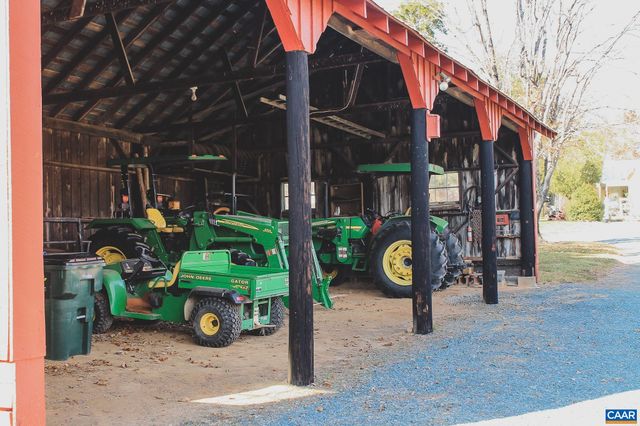 3785 ROLLING RD S, Scottsville, VA 24590