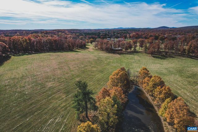 3785 ROLLING RD S, Scottsville, VA 24590