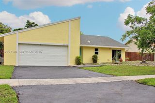 8251 NW 51st Ct, Lauderhill, FL 33351