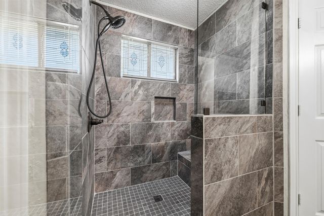 517 Hiwasee Road, Waxahachie, TX 75165