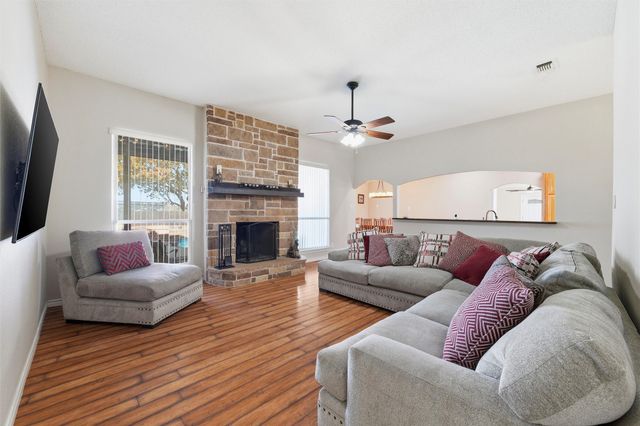 517 Hiwasee Road, Waxahachie, TX 75165