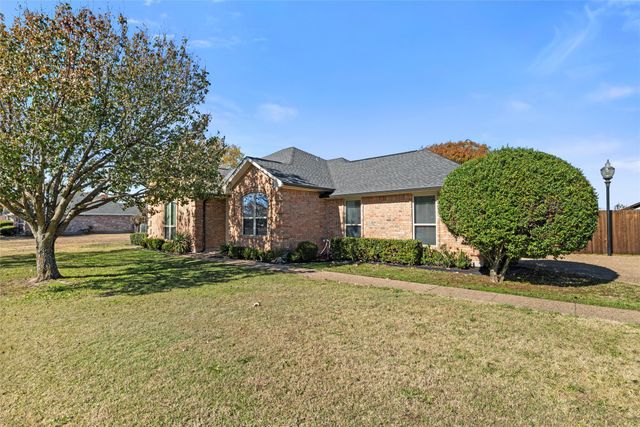 517 Hiwasee Road, Waxahachie, TX 75165