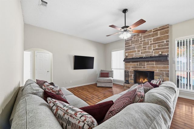 517 Hiwasee Road, Waxahachie, TX 75165