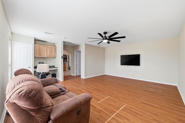 517 Hiwasee Road, Waxahachie, TX 75165