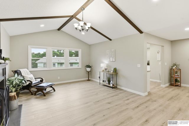 2009 Lloyd Street, Bellevue, NE 68005