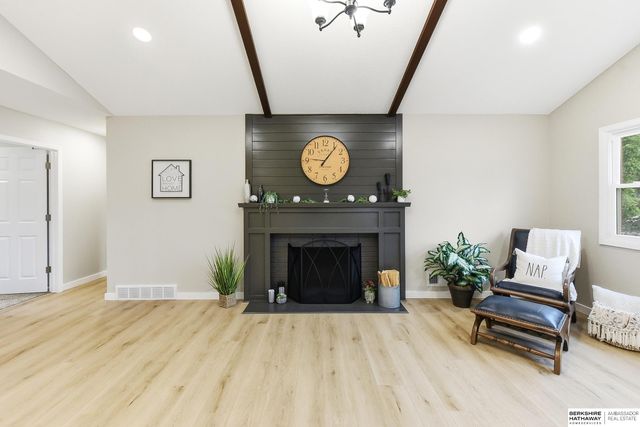2009 Lloyd Street, Bellevue, NE 68005